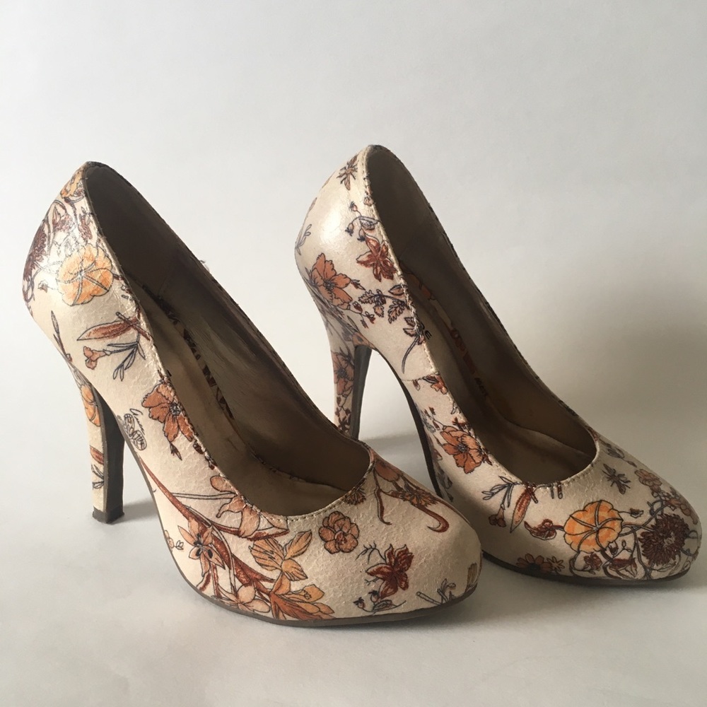 beautiful floral print heels